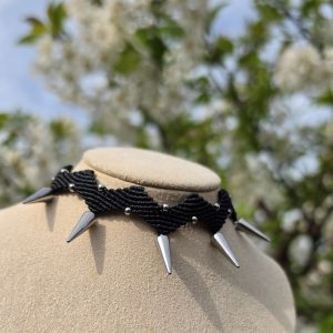Zapetljana Zig Zag choker