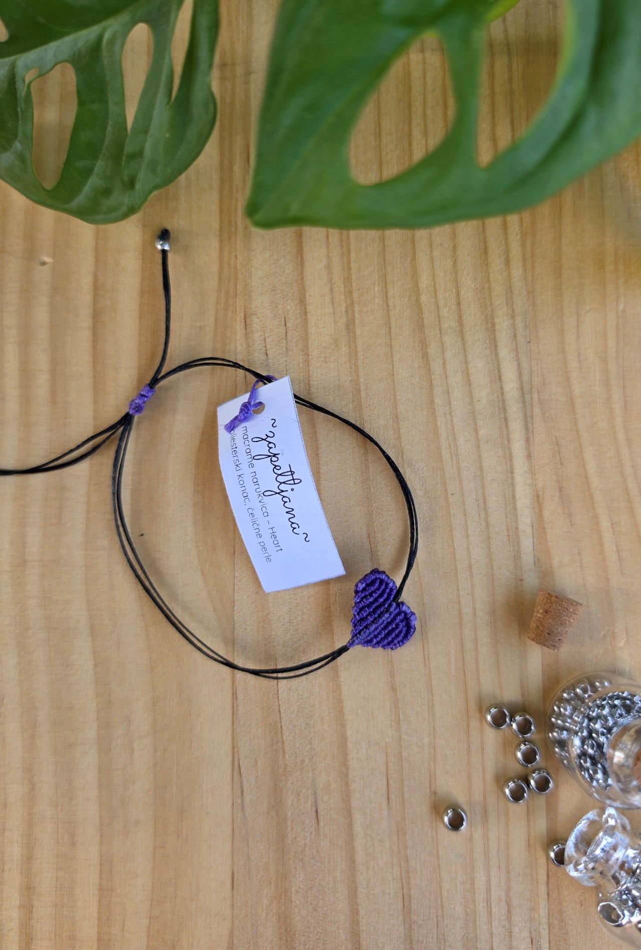 Zapetljana Heart macrame narukvica - Slika 6